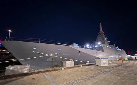 　オーストラリア・シドニーで停泊する海上自衛隊の最新鋭護衛艦「ＦＦＭ」（もがみ型）＝６日（共同）