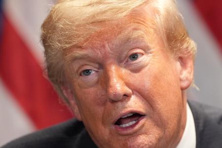 　トランプ米大統領＝８日、トルコ・アンカラ（ＡＰ＝共同）