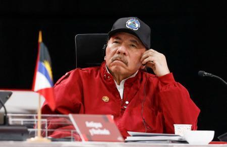 　ベネズエラ・カラカスで会合に出席するニカラグアのオルテガ大統領＝２０２４年１２月（ロイター＝共同）