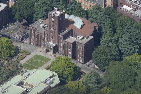 　東京大の本郷キャンパスにある安田講堂＝東京都文京区