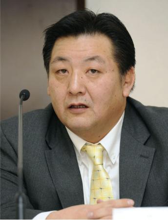 　日本相撲協会の雷理事