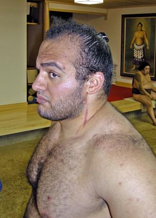 　先場所後からちょんまげを結えるようになった大砂嵐