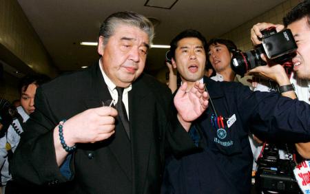 　２００７年１０月、力士急死問題で日本相撲協会の緊急理事会に出席した時津風親方＝東京・両国国技館