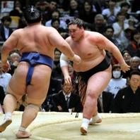 照ノ富士が追走　唯一の１敗力士に