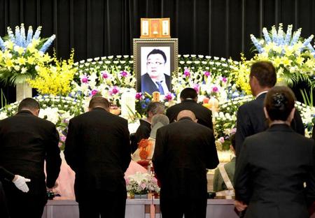 　しめやかに営まれた音羽山親方の葬儀・告別式