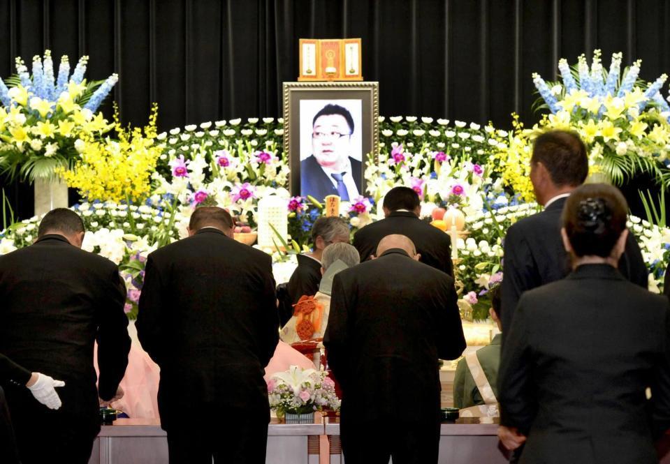 　しめやかに営まれた音羽山親方の葬儀・告別式