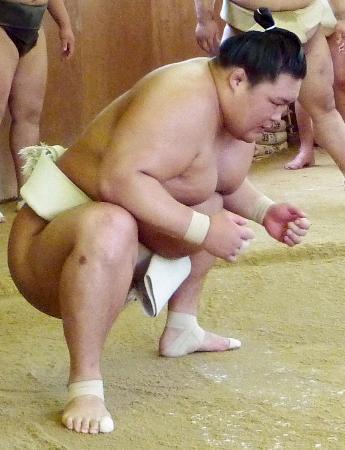 大関豪栄道、試練の土俵へ