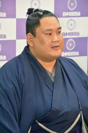 　引退の記者会見をする大相撲の元幕内、大道＝２１日午後、東京・両国国技館