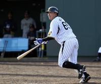 　８回、森田は左線に三塁打を放つ