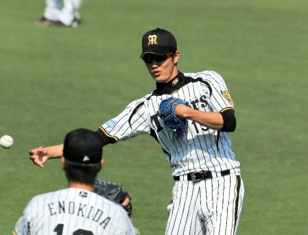 甲子園で調整する阪神・藤浪＝甲子園（撮影・山口　登）