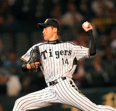 力投する阪神・能見篤史＝甲子園（撮影・田中太一）