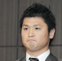 　熟考して進路を決める中田賢