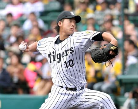 巨人戦で先発し力投する阪神・岩本＝甲子園（撮影・田中太一）