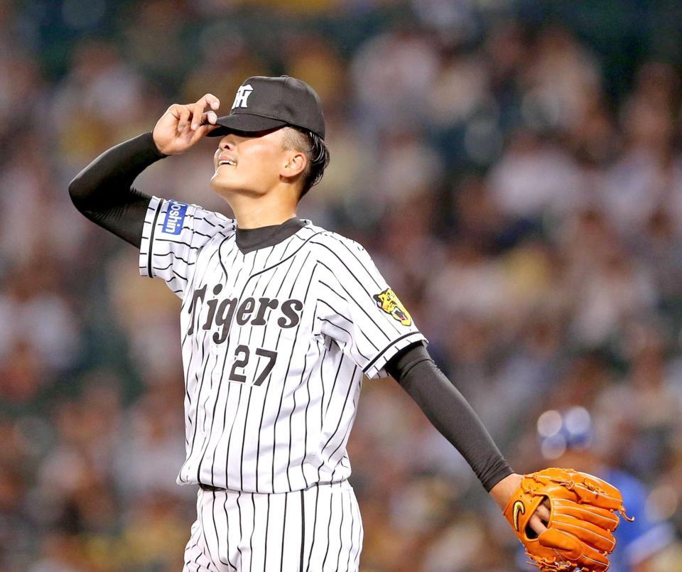 　２回、桑原に二塁打を許す秋山