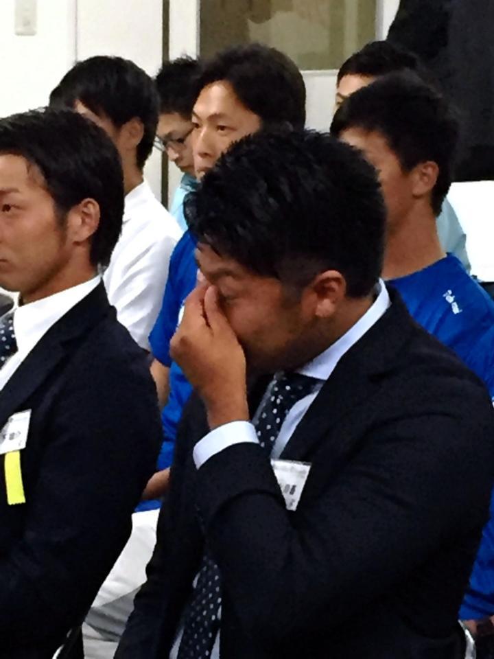 阪神の６位指名に思わず涙を流す福永