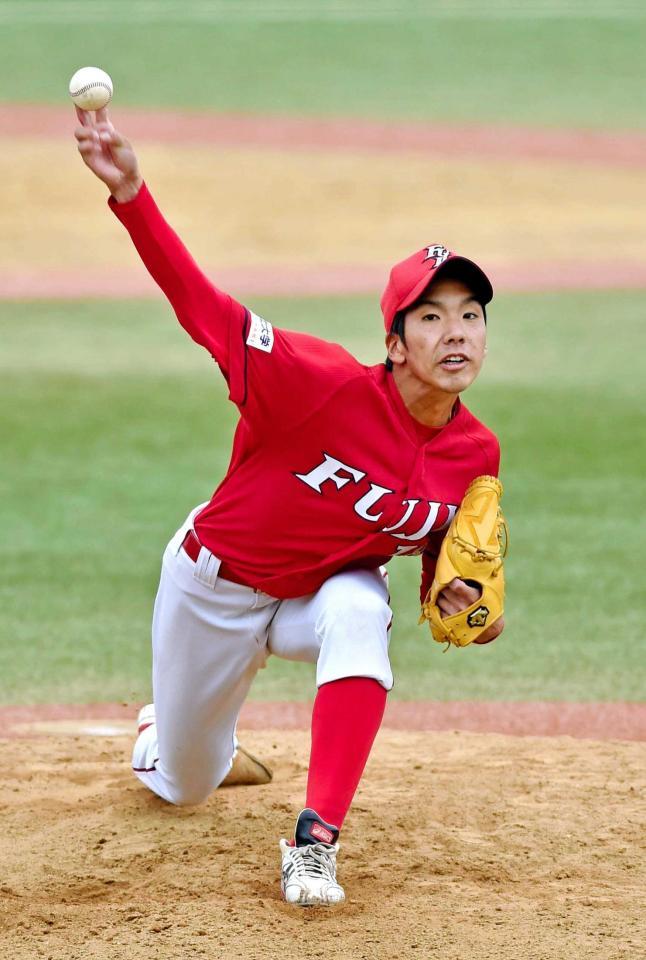 　福島大打線を７回１失点に抑えた富士大・小野（撮影・佐々木彰尚）