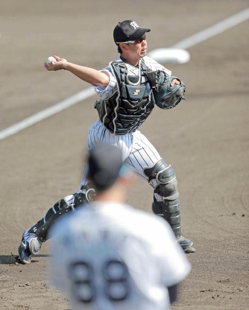 矢野コーチ明言「梅野がリード」三つどもえ正捕手争い本格化