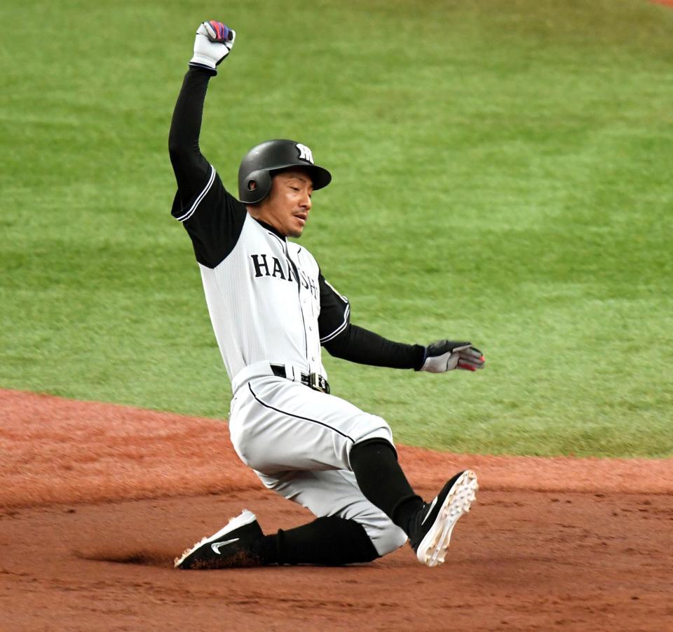 ３回、二盗を決める阪神・鳥谷敬