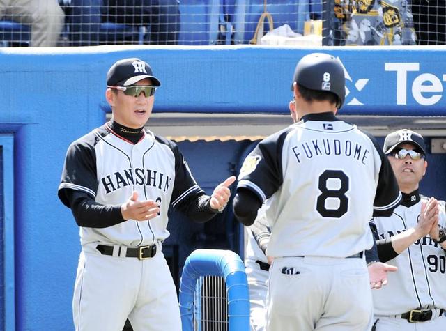 阪神が快勝で貯金５　梅野＆福留＆中谷が本塁打含む３安打　藤浪が３勝目