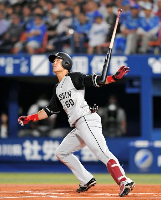 阪神・中谷、２戦連発の勝ち越し４号ソロ　「塁に出ようと思っていた」
