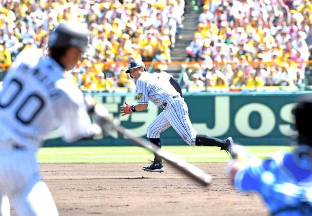 糸井、通算250盗塁達成 2人の盗塁王との出会いで進化