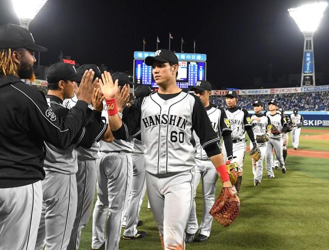 １６安打１０得点で打ち勝つ、秋山７勝目　ＤｅＮＡは５連勝で止まる