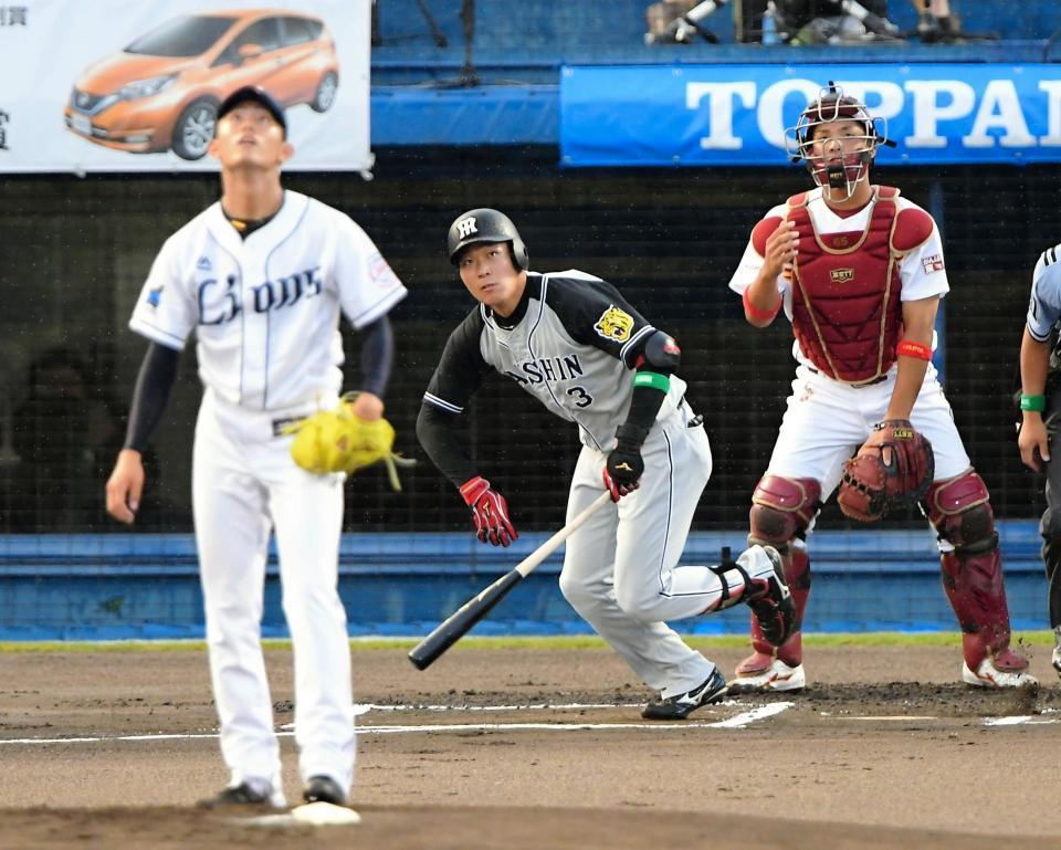 １回、阪神・大山が中飛に倒れた。投手は今井＝草薙球場（撮影・堀内翔）