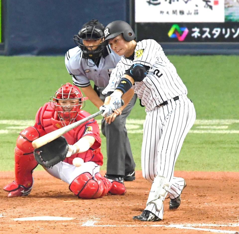 　９回、左前打を放つ北條（撮影・飯室逸平）