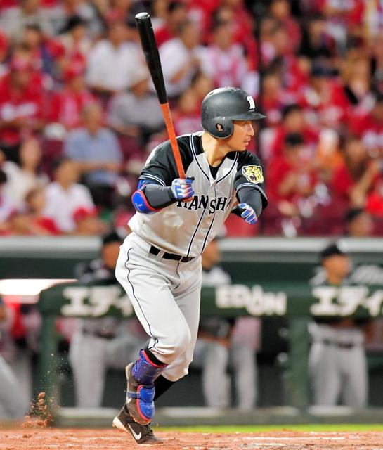 鳥谷2千安打に王手 九回に左前へ1999本目の安打/タイガース 鳥谷2千安打に王手 九回に左前へ1999本目の安打/タイガース