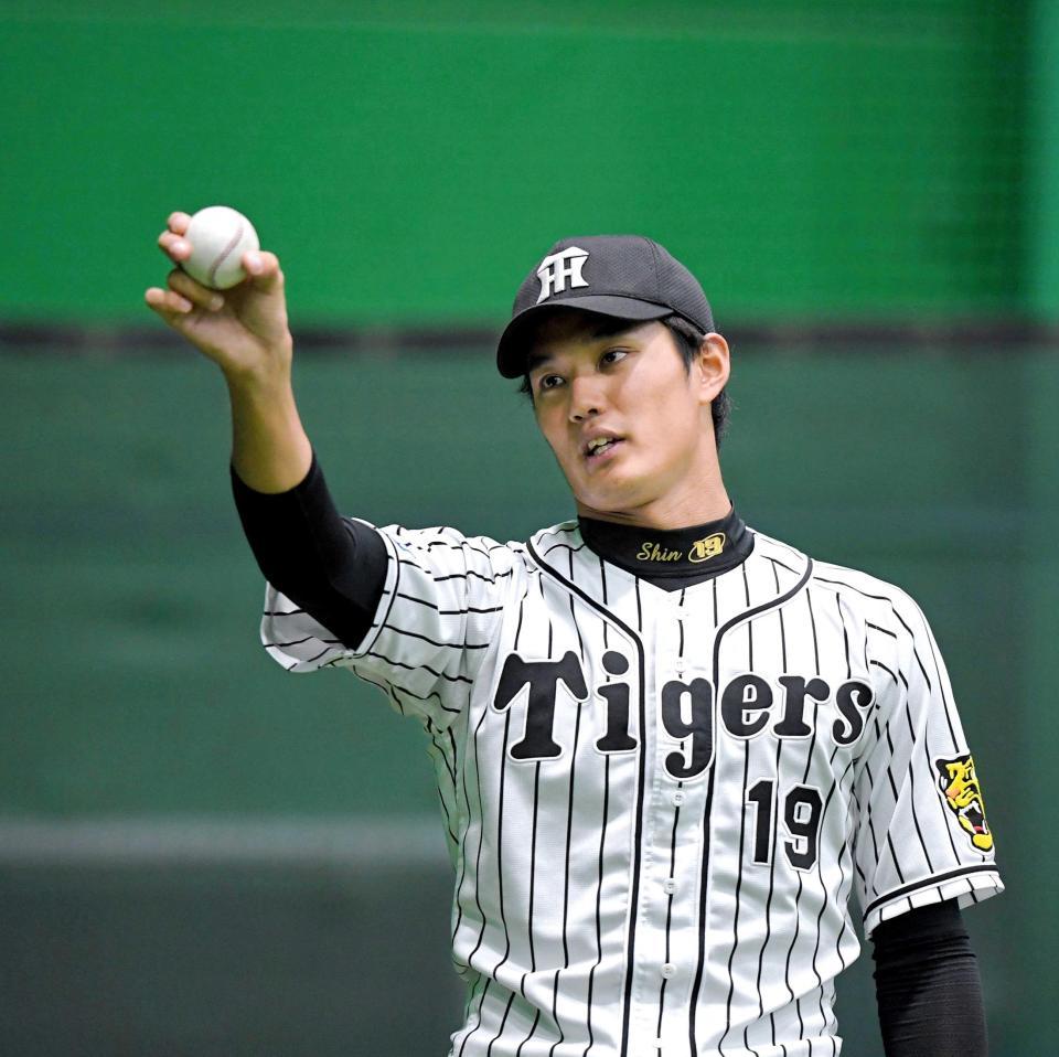 　オフ期間中もキャッチボールを継続していく藤浪