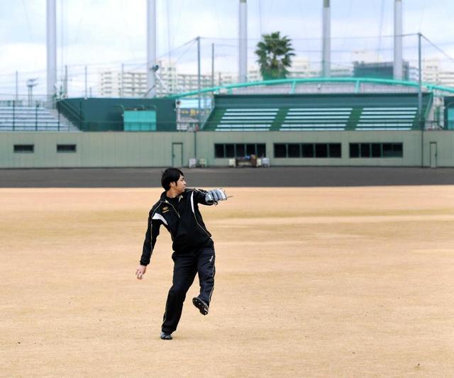 桑原、異例の“公園トレ”　横山、島本ら“チーム桑原”と地域憩いの場で！？