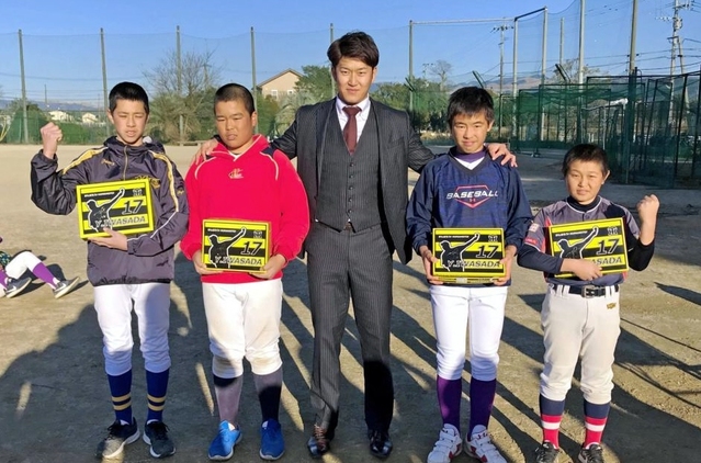 阪神の岩貞が熊本復興支援　５勝分の５０万円、軟式ボールなどを寄贈
