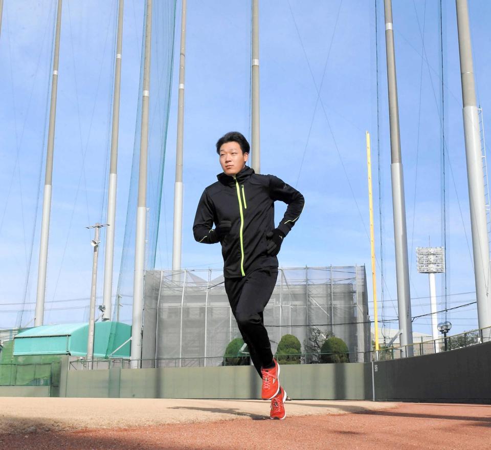 　黙々とランニングする大山