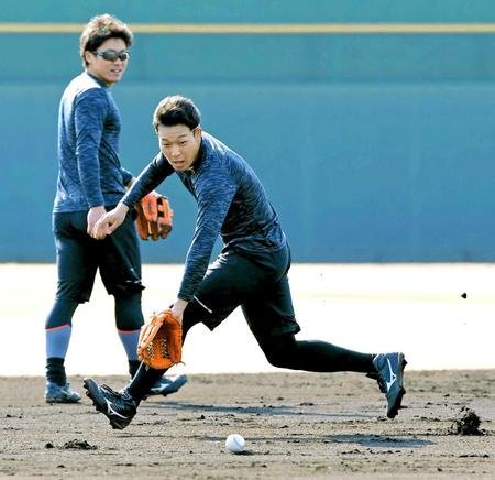 　春季キャンプでは二遊間の守備に磨きをかける大山