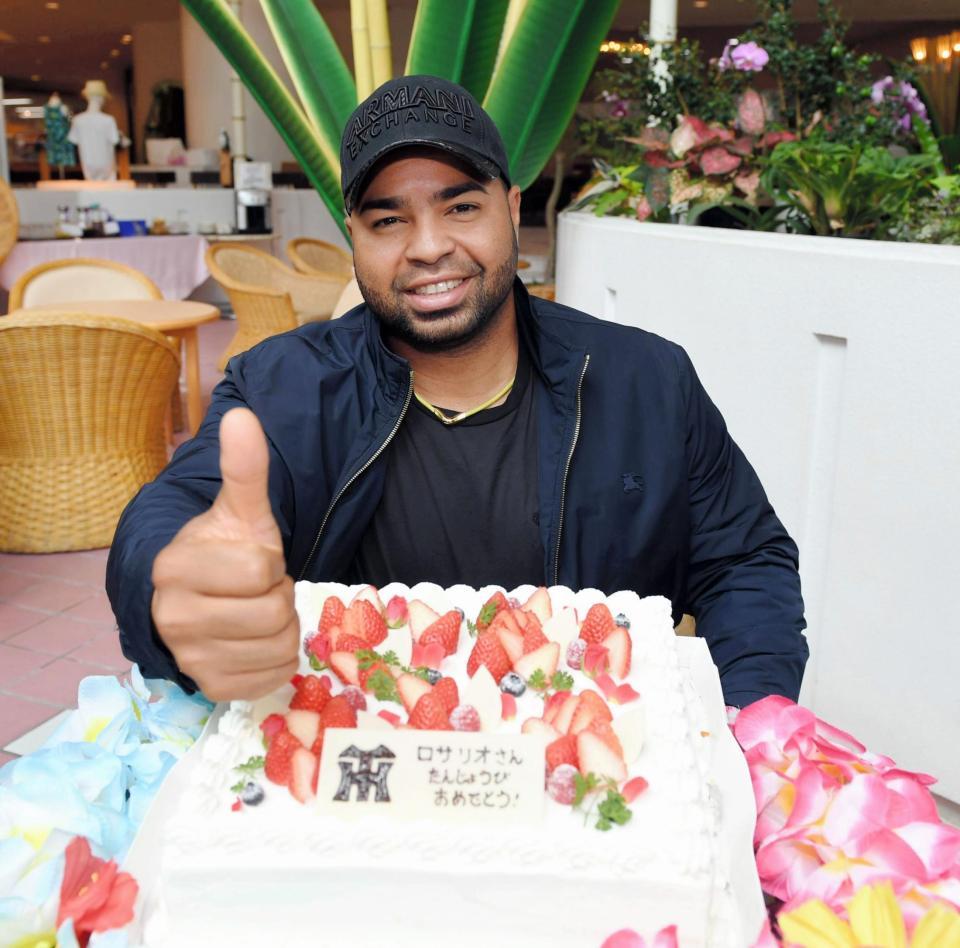 阪神ロサリオ ２９歳誕生日迎える バースデーケーキも おじさんになった気分だね タイガース デイリースポーツ Online