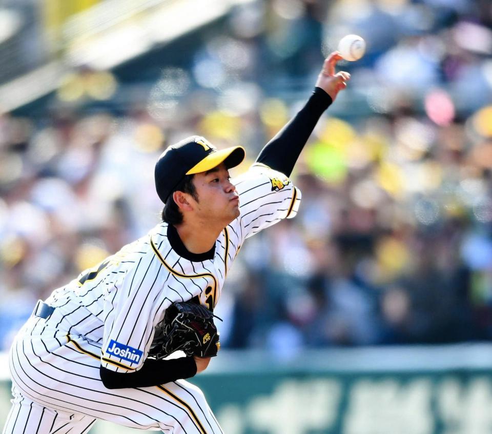 中日打線を相手に力投する阪神・高橋遥人＝甲子園（撮影・田中太一）