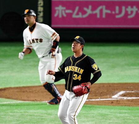３回、巨人・阿部に３ランを浴びた阪神・谷川＝東京ドーム（撮影・棚橋慶太）