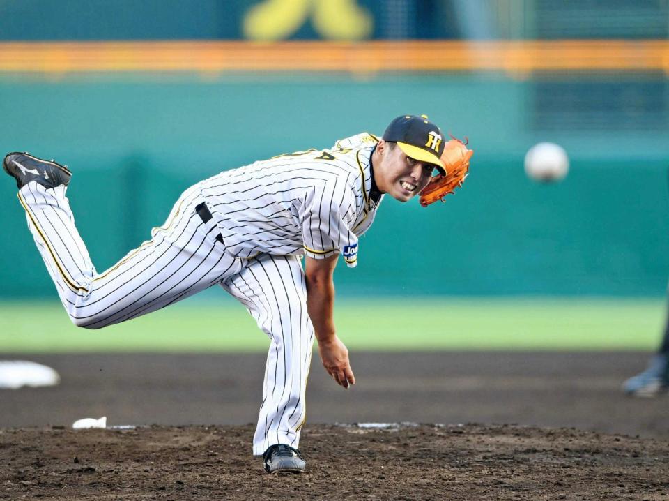 　力強く投げ込むプロ初登板の馬場（撮影・田中太一）
