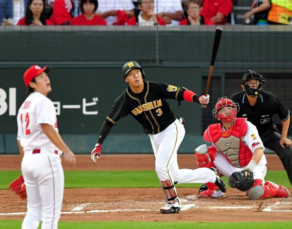 　１回、３ランを放つ大山（撮影・高部洋祐）