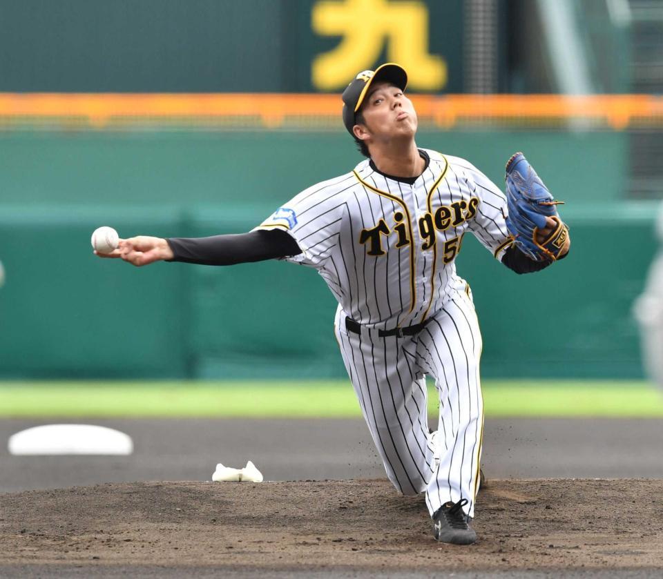 　先発で好投を見せた青柳（撮影・持木克友）