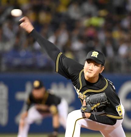 　２番手で力投する竹安