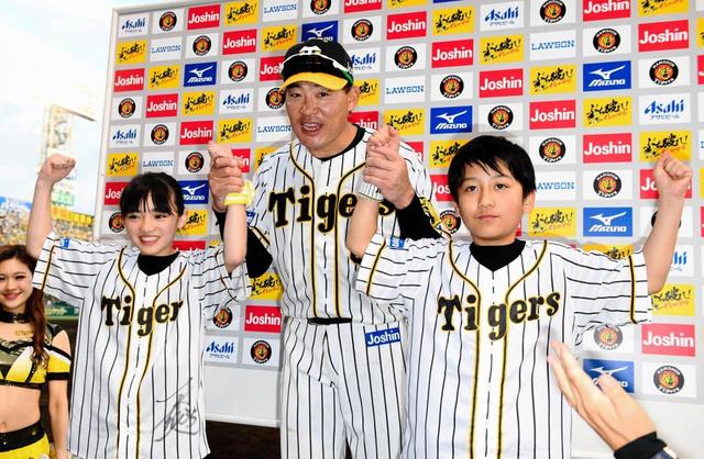 福留 キッズからのインタビューに苦笑い 好きな選手は 阪神タイガース デイリースポーツ Online