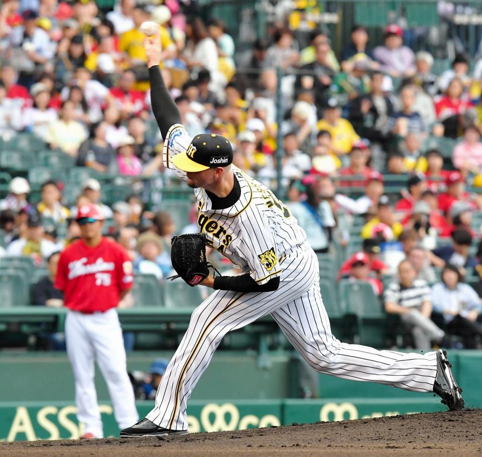 力投する阪神　ランディ・メッセンジャー＝甲子園（撮影・高部洋祐）
