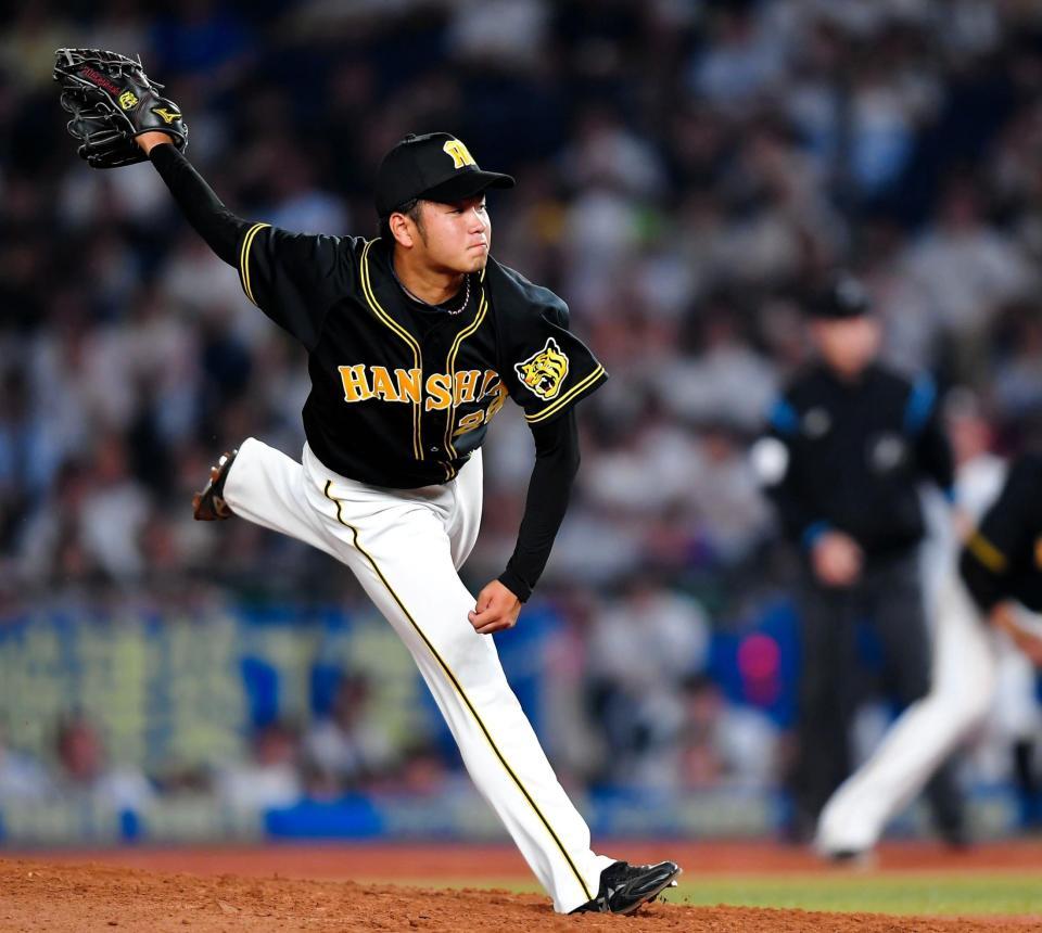 ４回、ピンチを迎えるも力強く投げ込む高橋遥（撮影・田中太一）