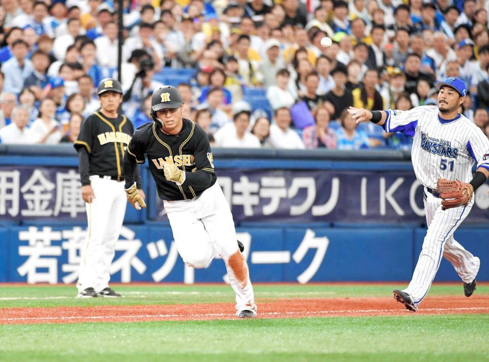 　２回、三本間で挟殺される高山