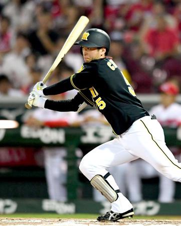 　９回、中前打を放つ近本