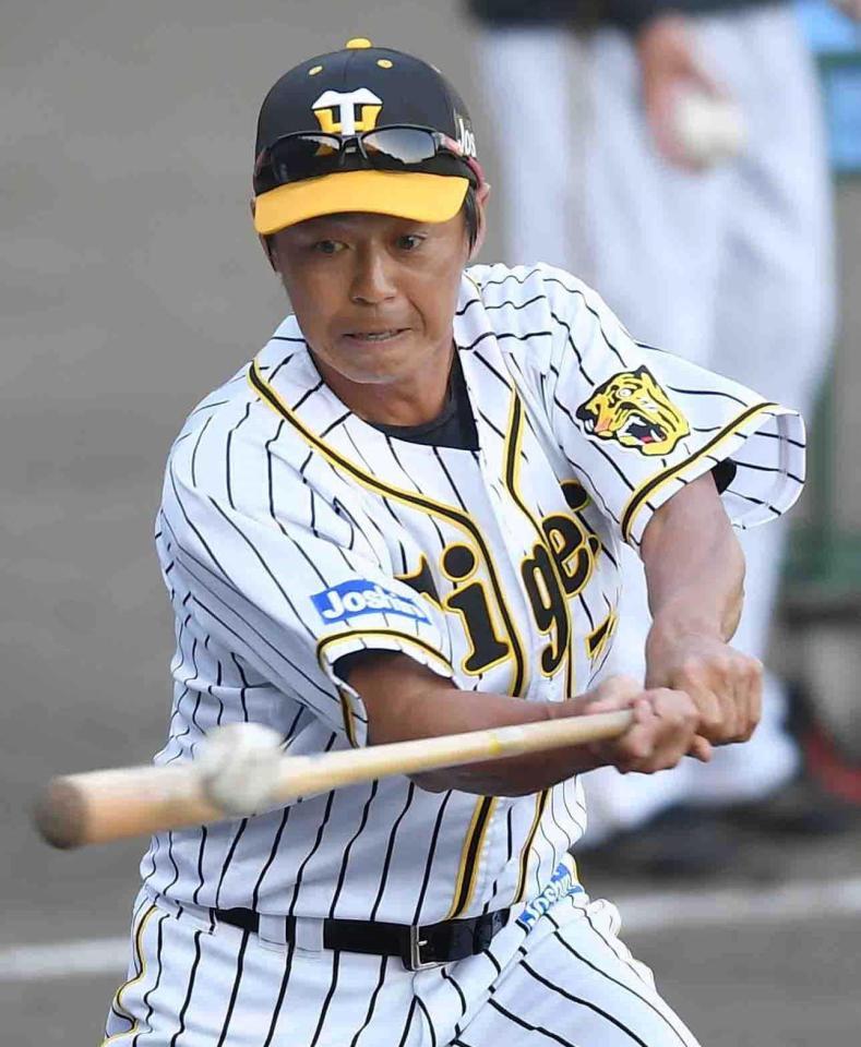 藤本敦士阪神現役時代の仕様バッグ - 野球