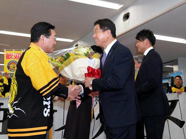 阪神２軍　ＳｉｘＴＯＮＥＳ、Ｓｎｏｗ　Ｍａｎを見習え「Ｎｅｗ　Ｂｅｇｉｎｎｉｎｇ」