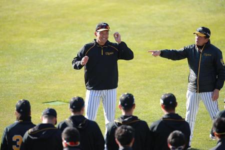 声だしで平田監督をイジる奥山