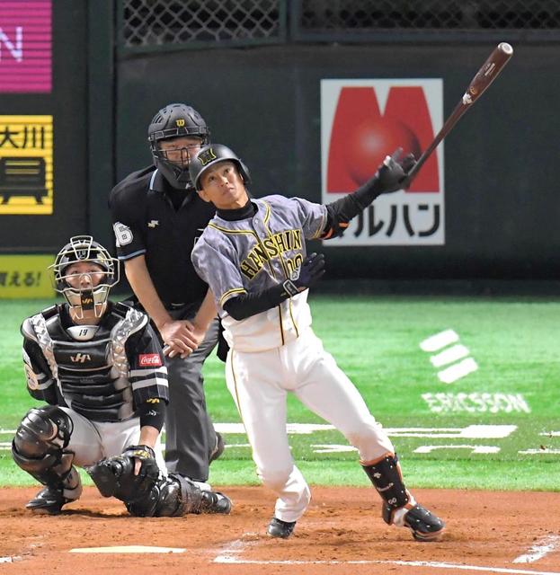 阪神・上本 「二塁・糸原」に待った！低調打線でキラリ豪快“1号”/阪神 